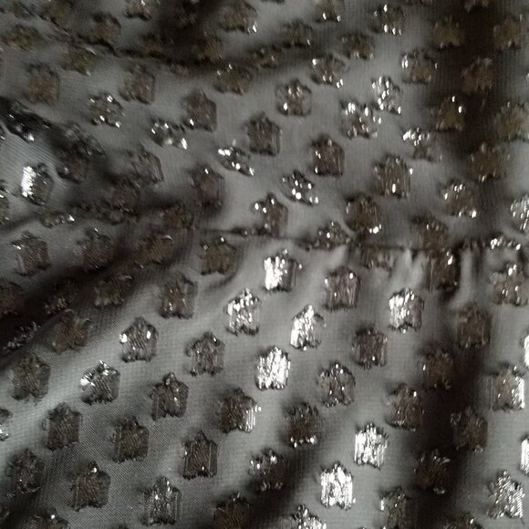 Isaac Mizrahi sparkly blouse, size 8 - Picture 12 of 13